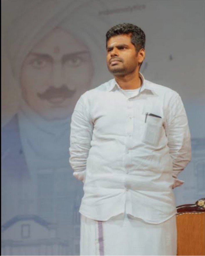 விவசாயிகளின் பயிர்க் கடனை முழுமையாக தள்ளுபடி செய்ய வேண்டும்: வித லீடர் அண்ணாமலை வலியுறுத்தல்