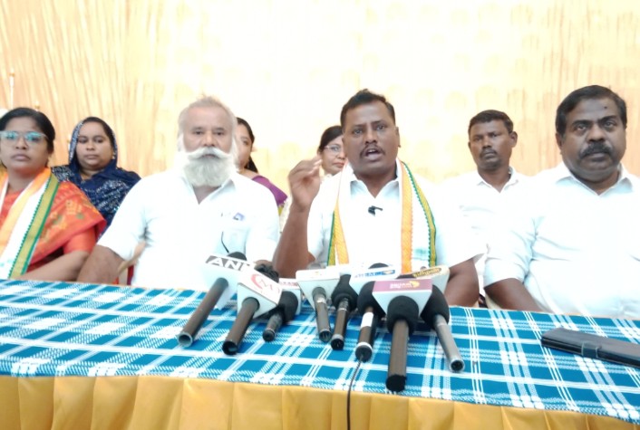 மாணவர்களுக்கு சமமான, தரமான கல்வி கிடைக்க வேண்டும்: காங்கிரஸ் வலியுறுத்தல் காமராஜர் பிறந்தநாளை முன்னிட்டு மராத்தான் போட்டி நடத்த முடிவு