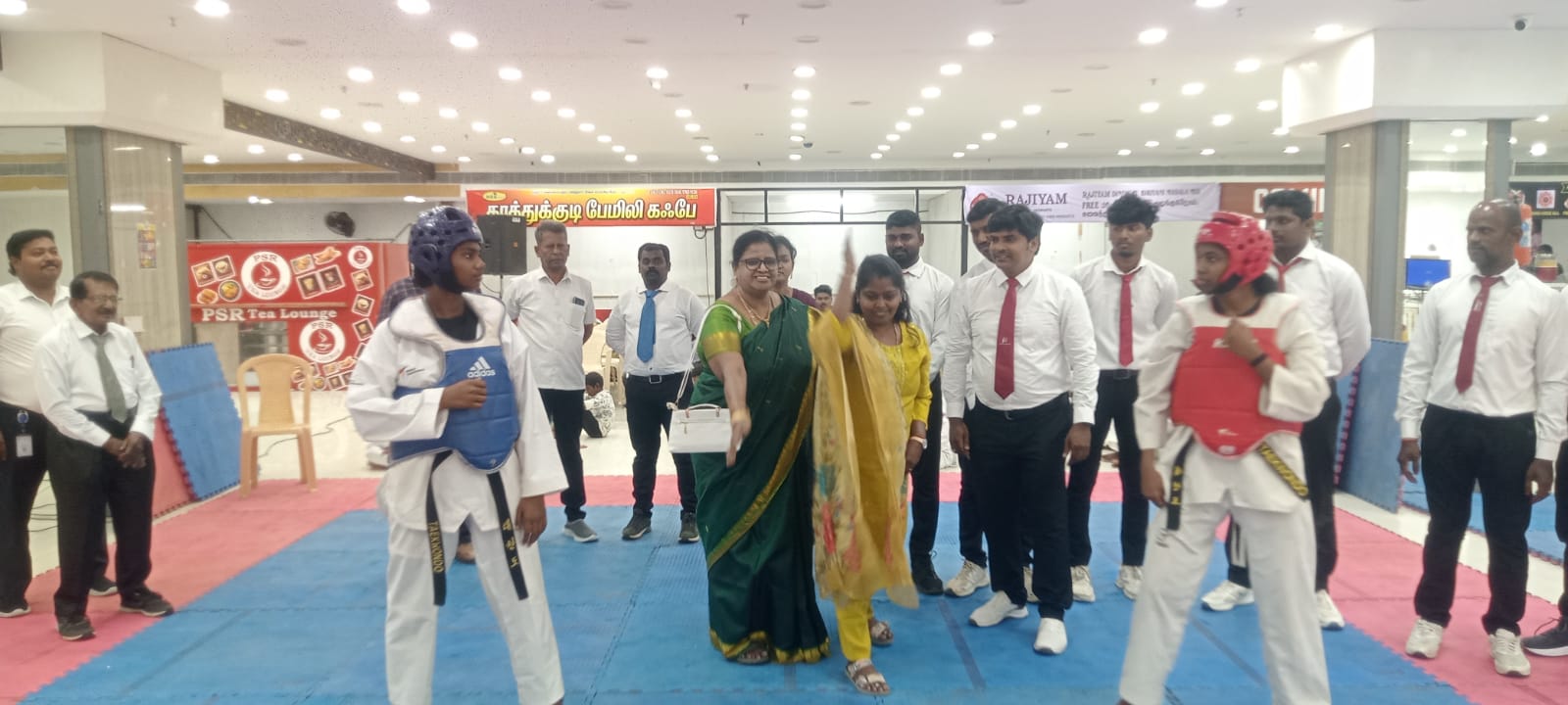 தூத்துக்குடியில் மாவட்ட டேக்வாண்டோ சாம்பியன்ஷிப் போட்டி  125-க்கும் மேற்பட்ட மாணவ, மாணவிகள் ஆர்வத்துடன் பங்கேற்பு