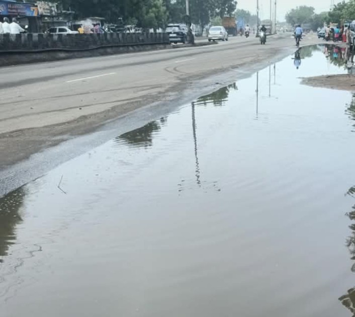 18 ஆண்டுகளாக வளர்ச்சியில்லை; வரி மட்டும் 300 சதவீதம் உயர்வா?  இணைக்கப்பட்ட ஊராட்சிகளை மீண்டும் ஊராட்சிகளாக மாற்ற வேண்டும்!  காமராஜர் மக்கள் சங்கம் – பொதுமக்கள் கோரிக்கை