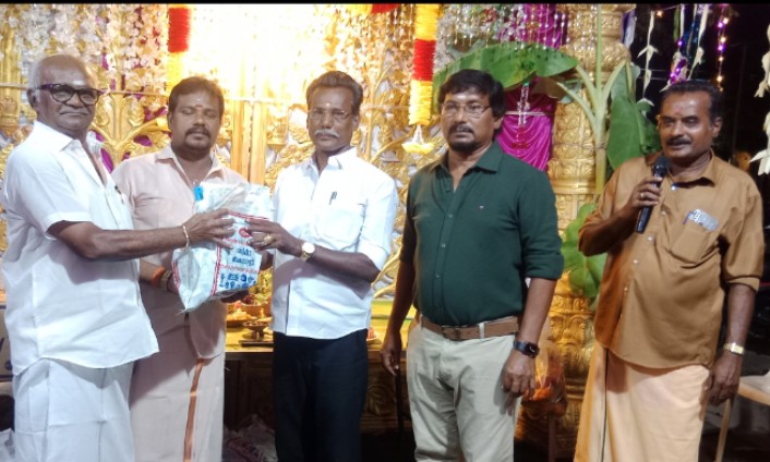தூத்துக்குடி ஹவுசிங் போர்டு ஆட்டோ ஓட்டுநர் சங்கம் சார்பில் ஆயுத பூஜை, சரஸ்வதி பூஜை விழா! - கவுன்சிலர் ஆர்.ரெங்கசாமி பங்கேற்பு.