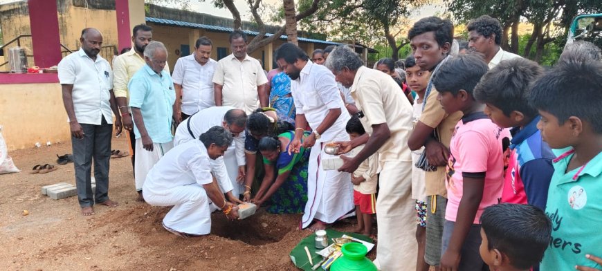 அயிரவன்பட்டி கிராமத்தில்  சட்டமன்ற உறுப்பினர் தொகுதி மேம்பாட்டு திட்டத்தில்  உணவு கூடம் - சண்முகையா எம்எல்ஏ அடிக்கல் நாட்டினார்.